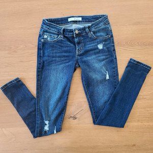 KanCan Mid Rise Distressed Skinny Jeans Sz. 3/25
